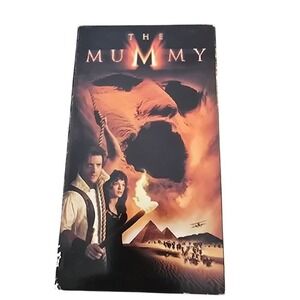 The Mummy [VHS] Brendan Fraser, Rachel Weisz, John Hannah, Arnold Vosloo,opened